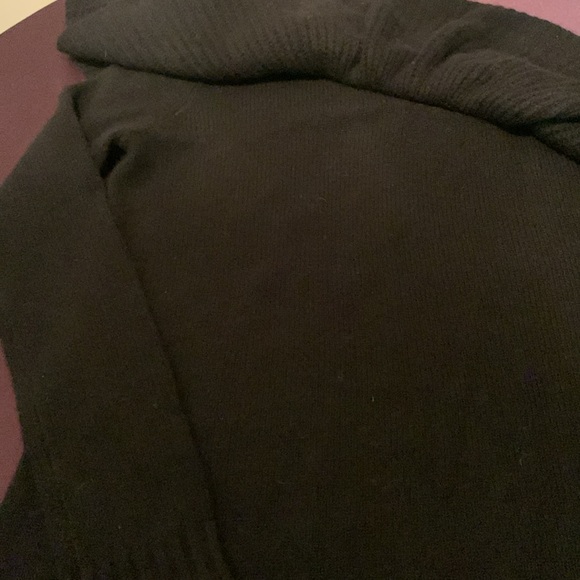 Aqua Cashmere one shoulder sweater, Sz S - Picture 5 of 9